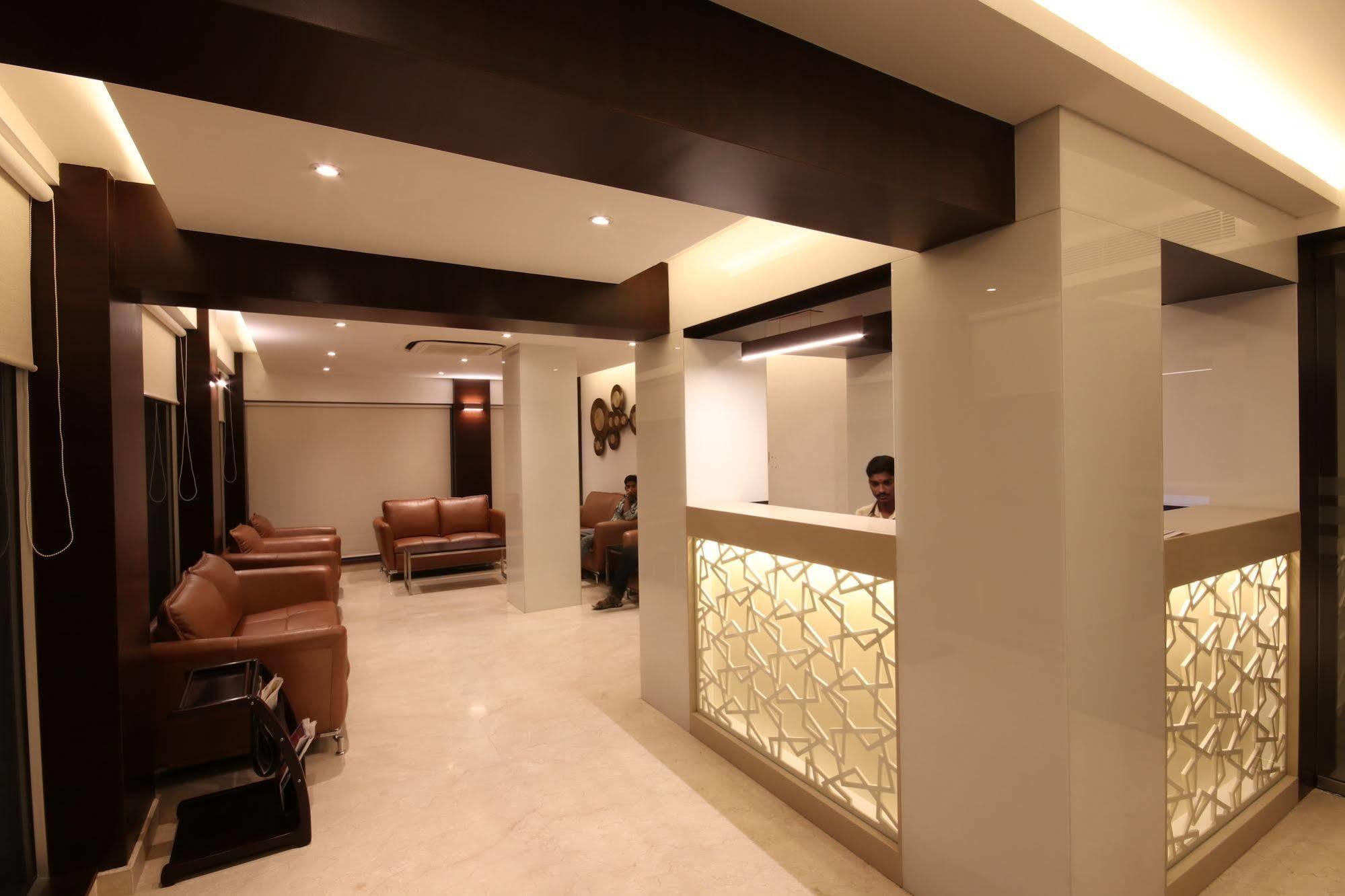 คานนา เฟียสตา Hotel ฮอร์นีเบ็ชวา ภายนอก รูปภาพ